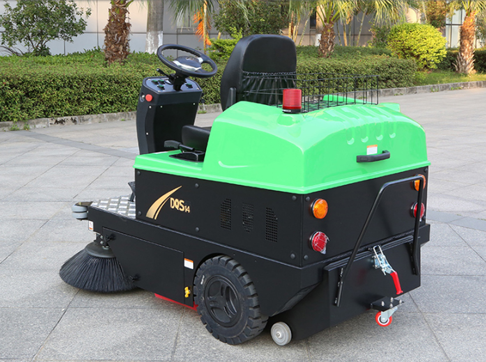 DQS electric sweeper